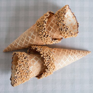 Medium Granellata Waffle Cone (70mm x 155mm)