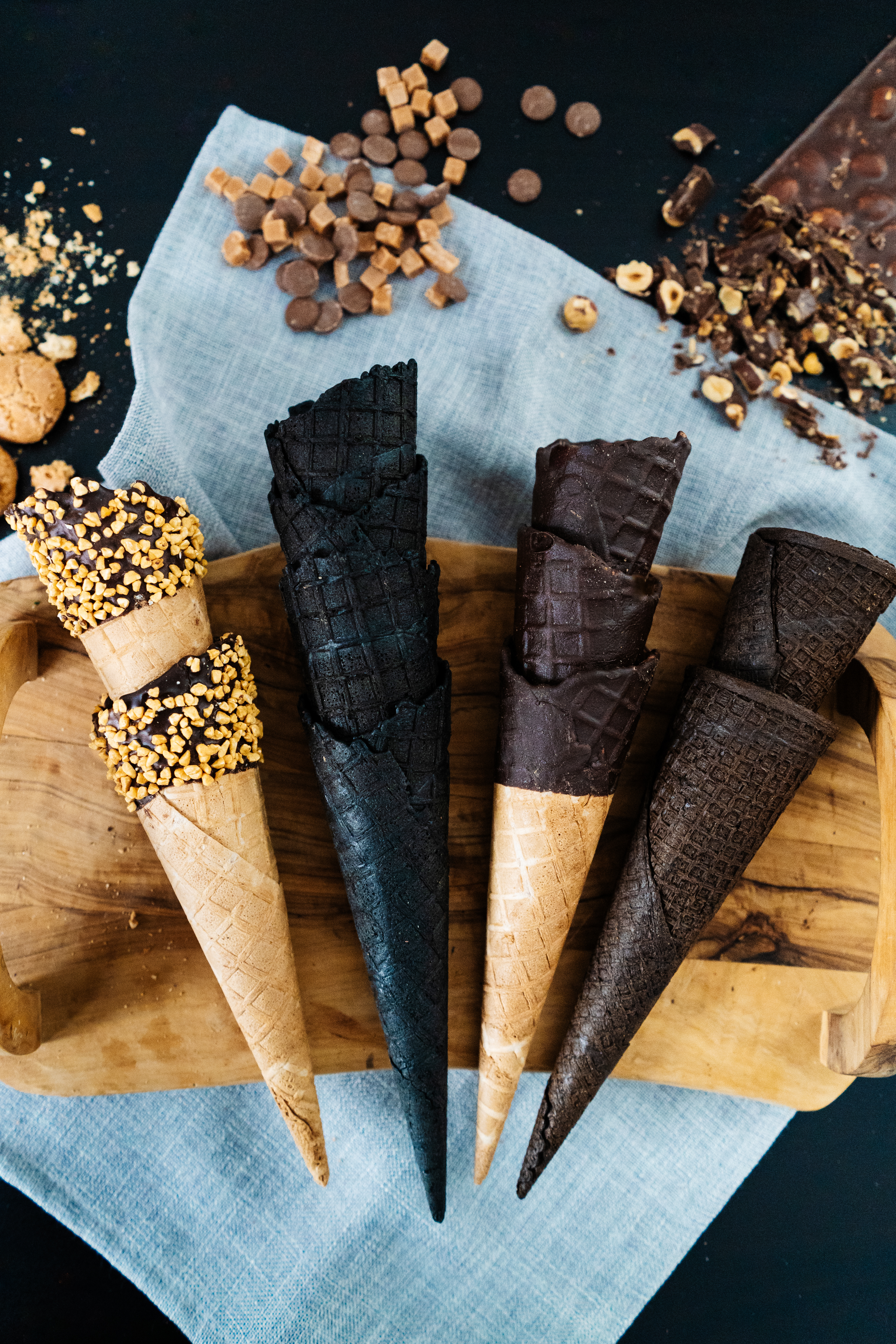 Tall Black Waffle Cone (48mm x 177mm)